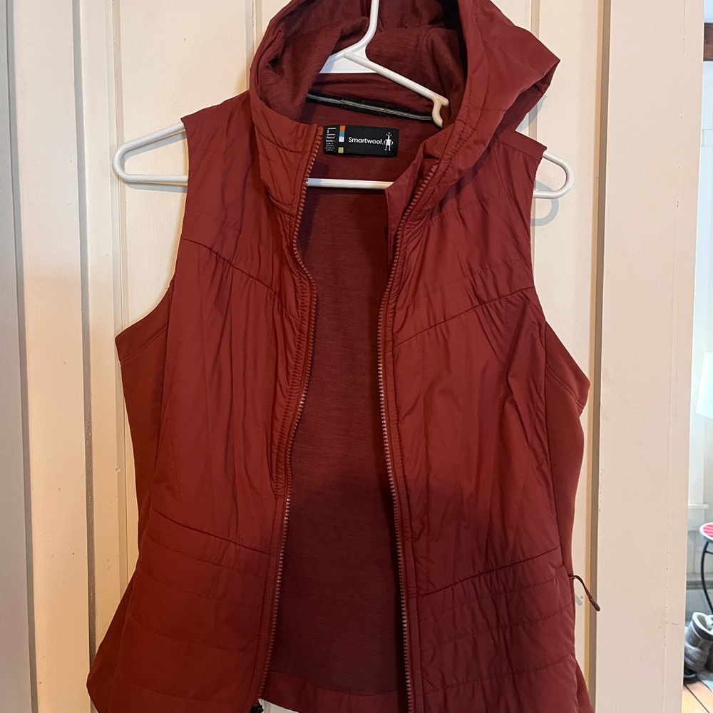 Smartwool Women's Smartloft Brick Red Hooded Vest